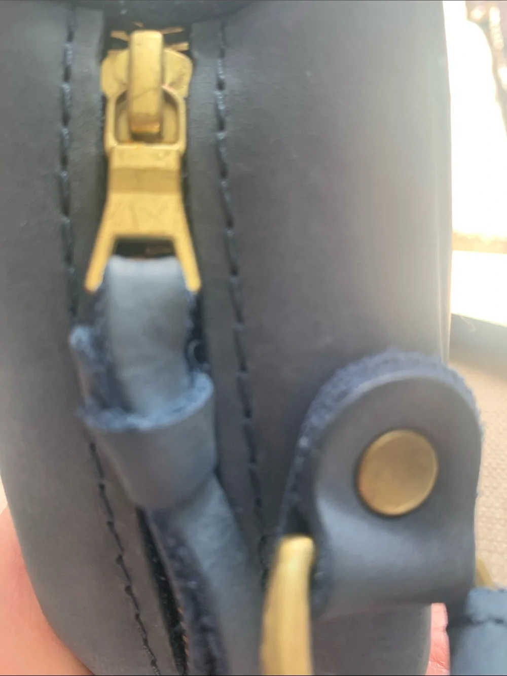 Portland Leather 9” round